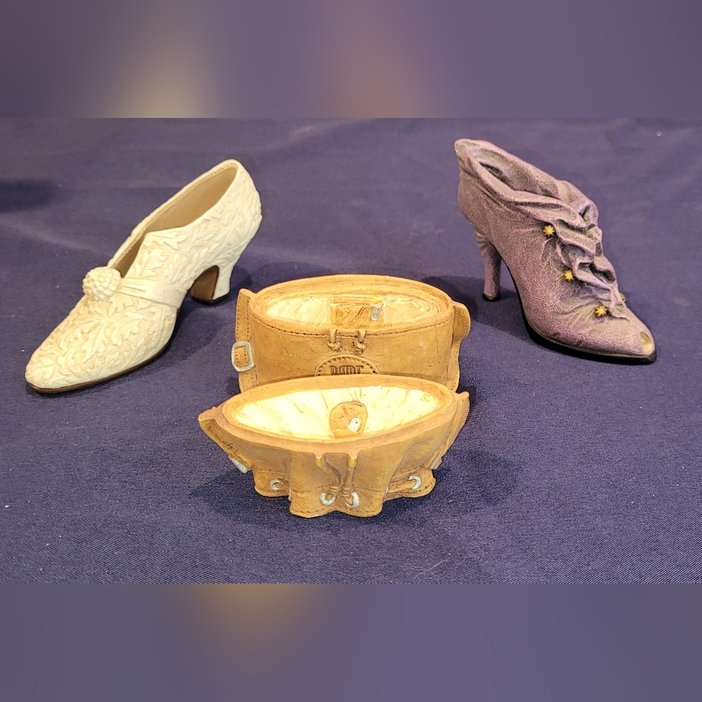 Raine Designs "Just The Right Shoe"